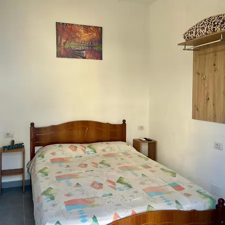 Happy Corner Hostel Shkodër