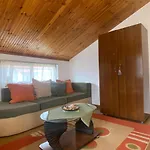 Hostal Happy Corner *
