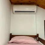 Happy Corner Hostal