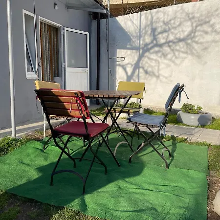 Vandrerhjem Happy Corner *