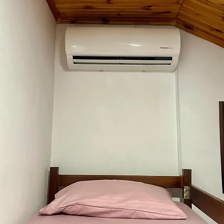 Happy Corner Vandrerhjem