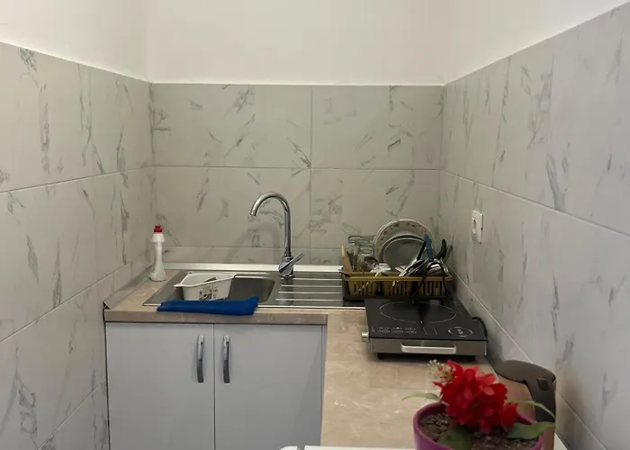 Happy Corner 旅馆 *